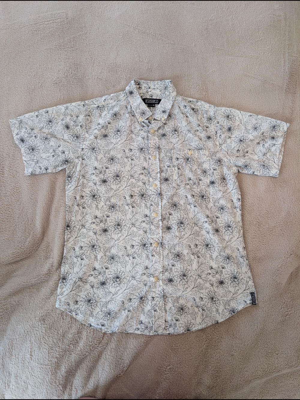 Ezekiel White Short Sleeve Floral Button-Down Shirt